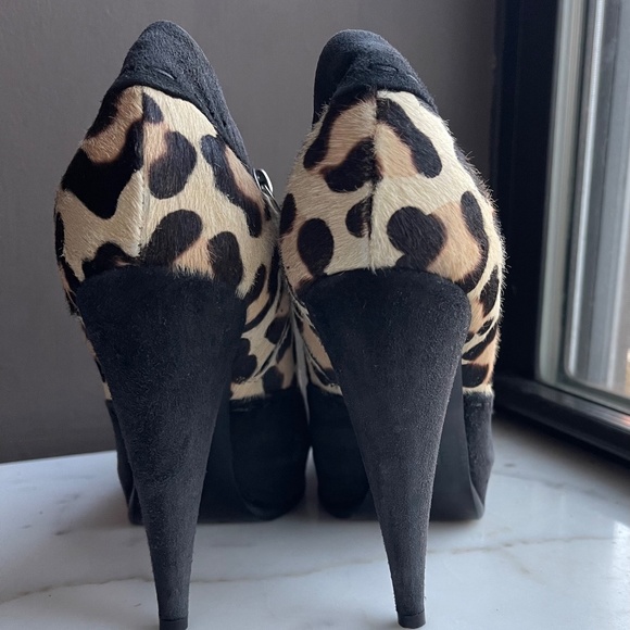 CHRISTIAN DIOR Platform Hair On Leopard trimmed with Black Suede Ankle Booties - Picture 3 of 14